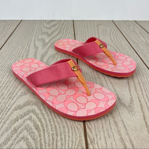 Coach Shoes Coach Zoe Cc Pattern bed Flip Flops Sandals Us 8b